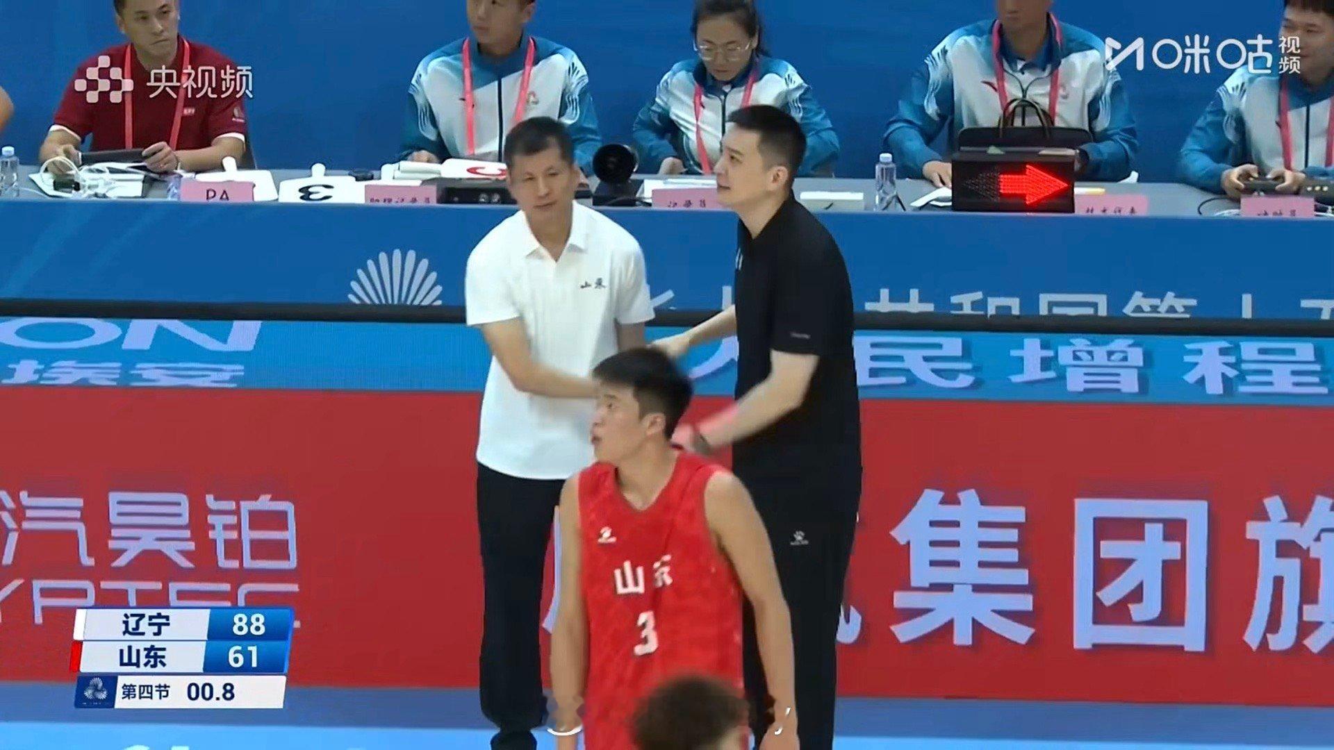 全运会辽宁男篮晋级四强辽宁男篮88比61战胜山东晋级四强，原帅28分，付豪13分