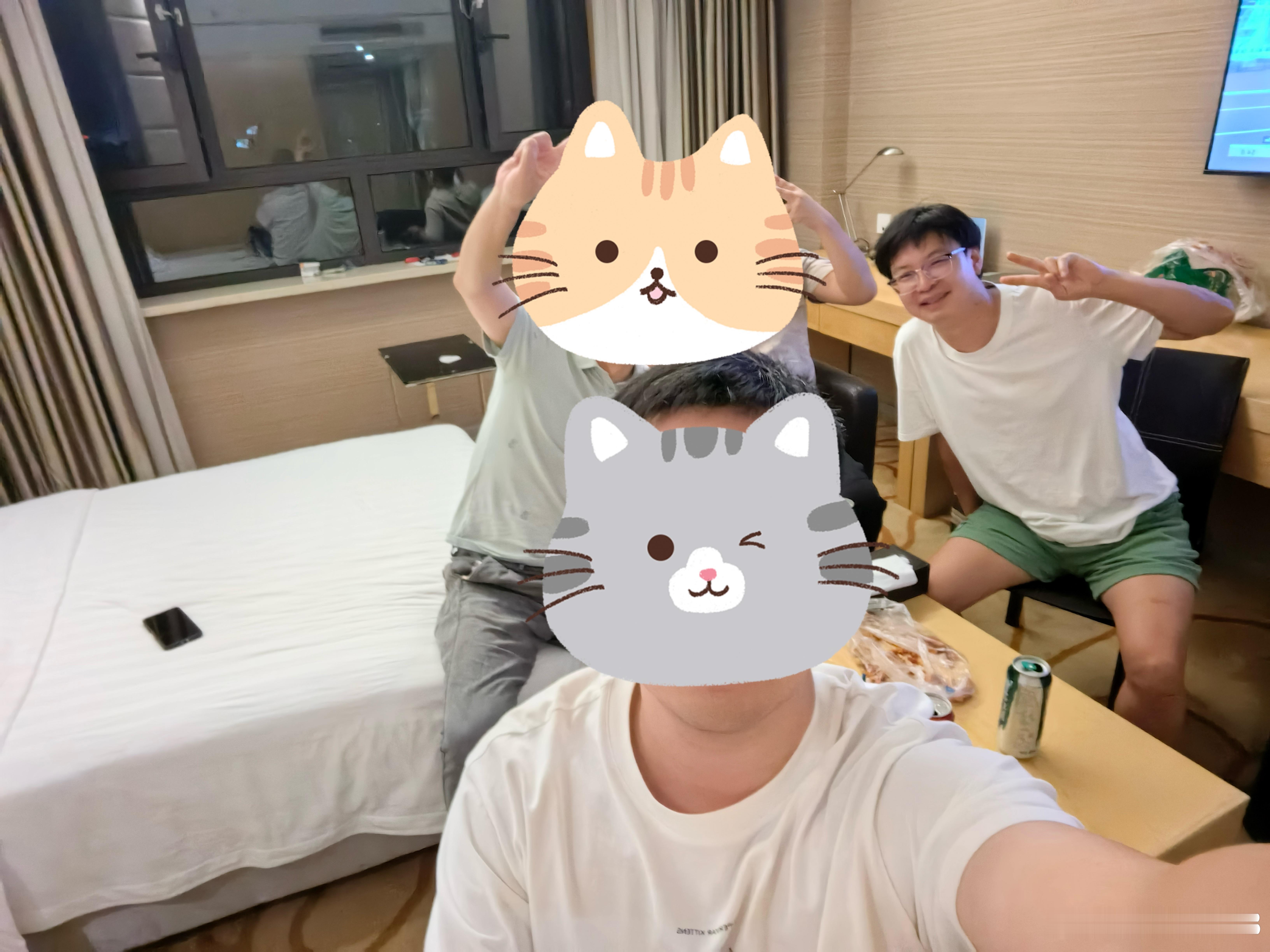 “漂泊者居无定所，四海为家”十一假期借着同事结婚的机会，见到了好几位前同事，都在