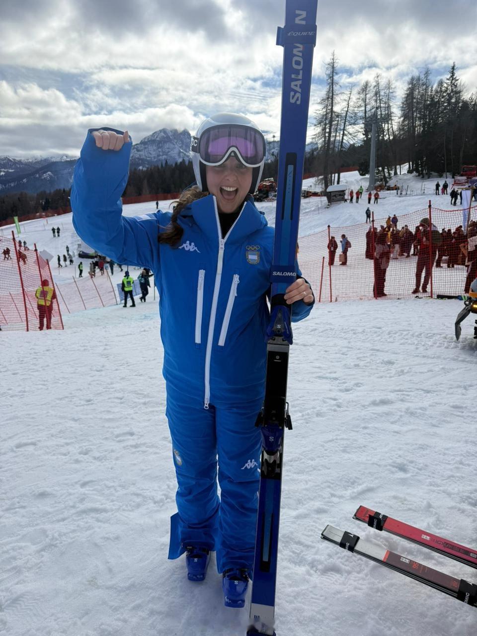 米兰冬奥会 🚨⛷️👧妮可·贝格在2026米兰冬奥会超级大回转比赛中获得第22