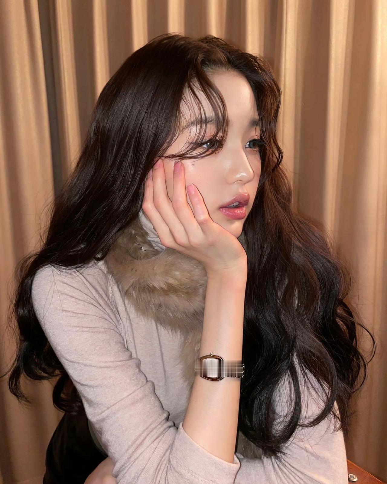 来自元元的魅力[奸笑]
张元英