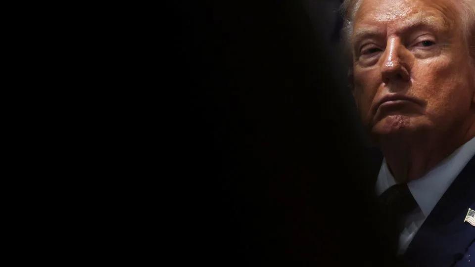 【特朗普新“独裁者”言论暴露其扩张权力的伎俩】（CNN）如果说唐纳德·特朗普获取
