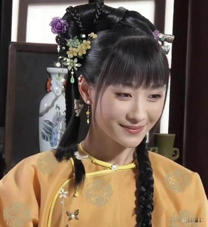 原生家庭导致安陵容的欺软怕硬，面对欺负她的人她不敢反击，把希望寄托在好人身上，她