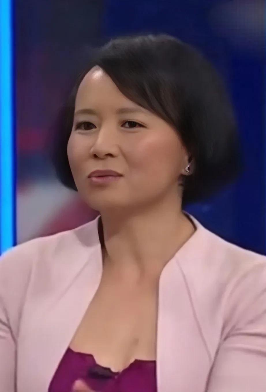 女间谍成蕾被赶回澳大利亚，差不多已经2个月时间，日前在接受采访时，依然在内涵中国