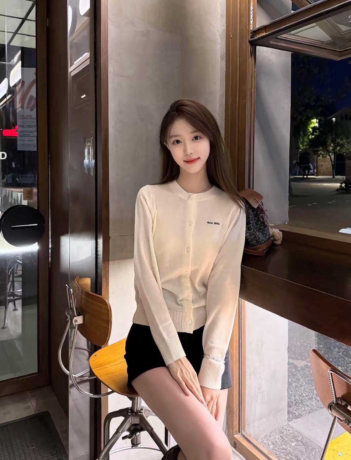 简约风穿搭，清新自然，少女感满满！🌸👗👗