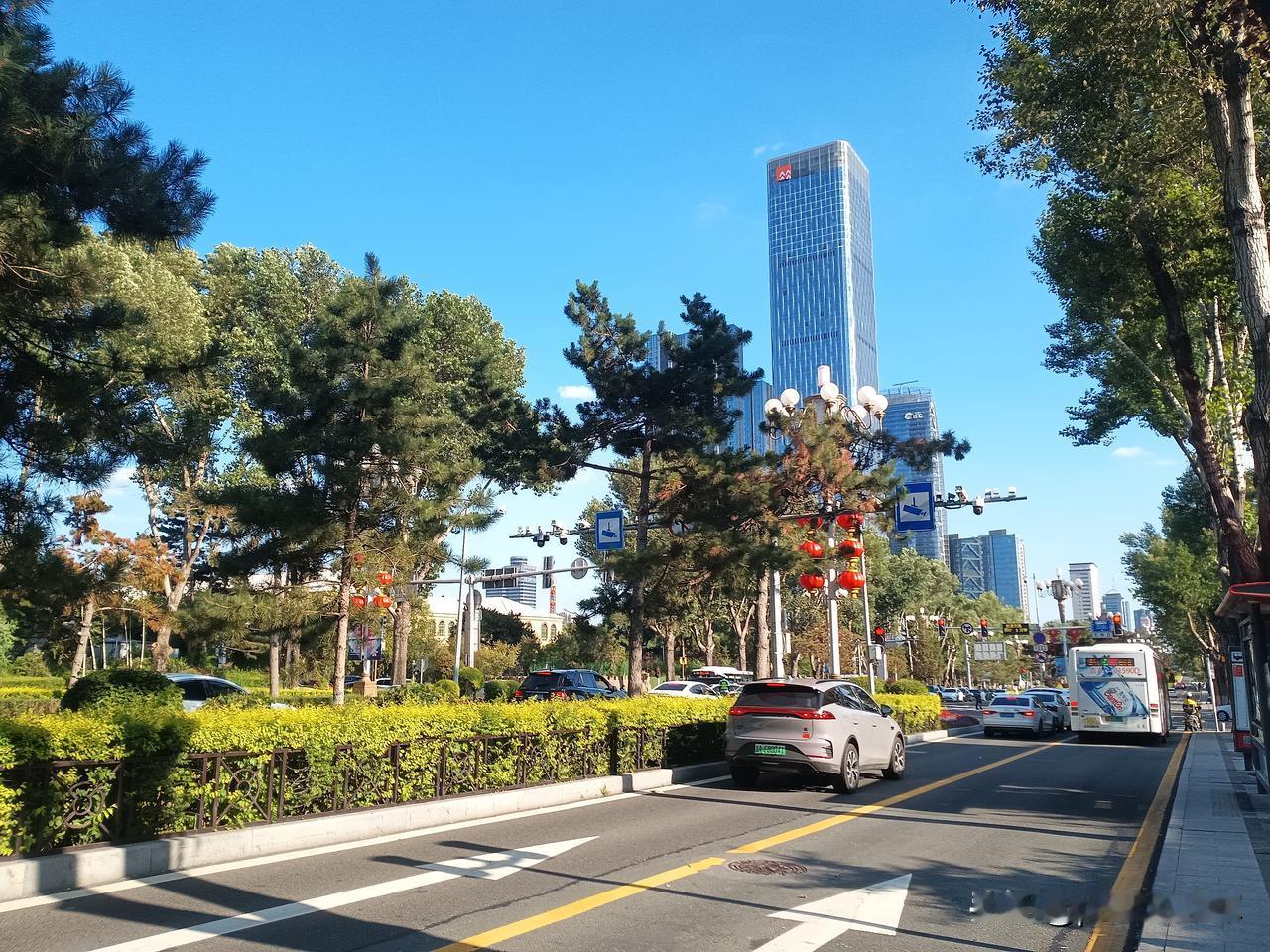 东北三省的省会都上榜了，东北一家亲。
我在长春，会以长春为轴心，去全国各地去旅游