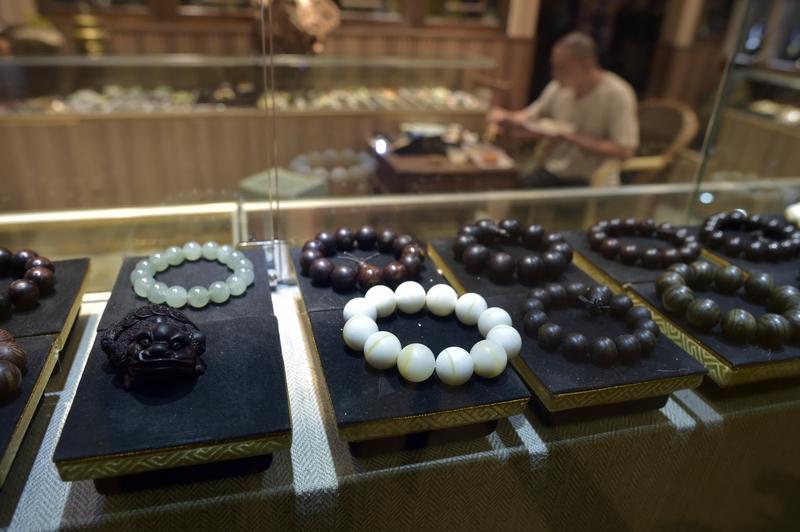 网赌三年输了几十万，绝对可以回头！我见过原本生活安稳的人，因为网赌而一切尽毁。有