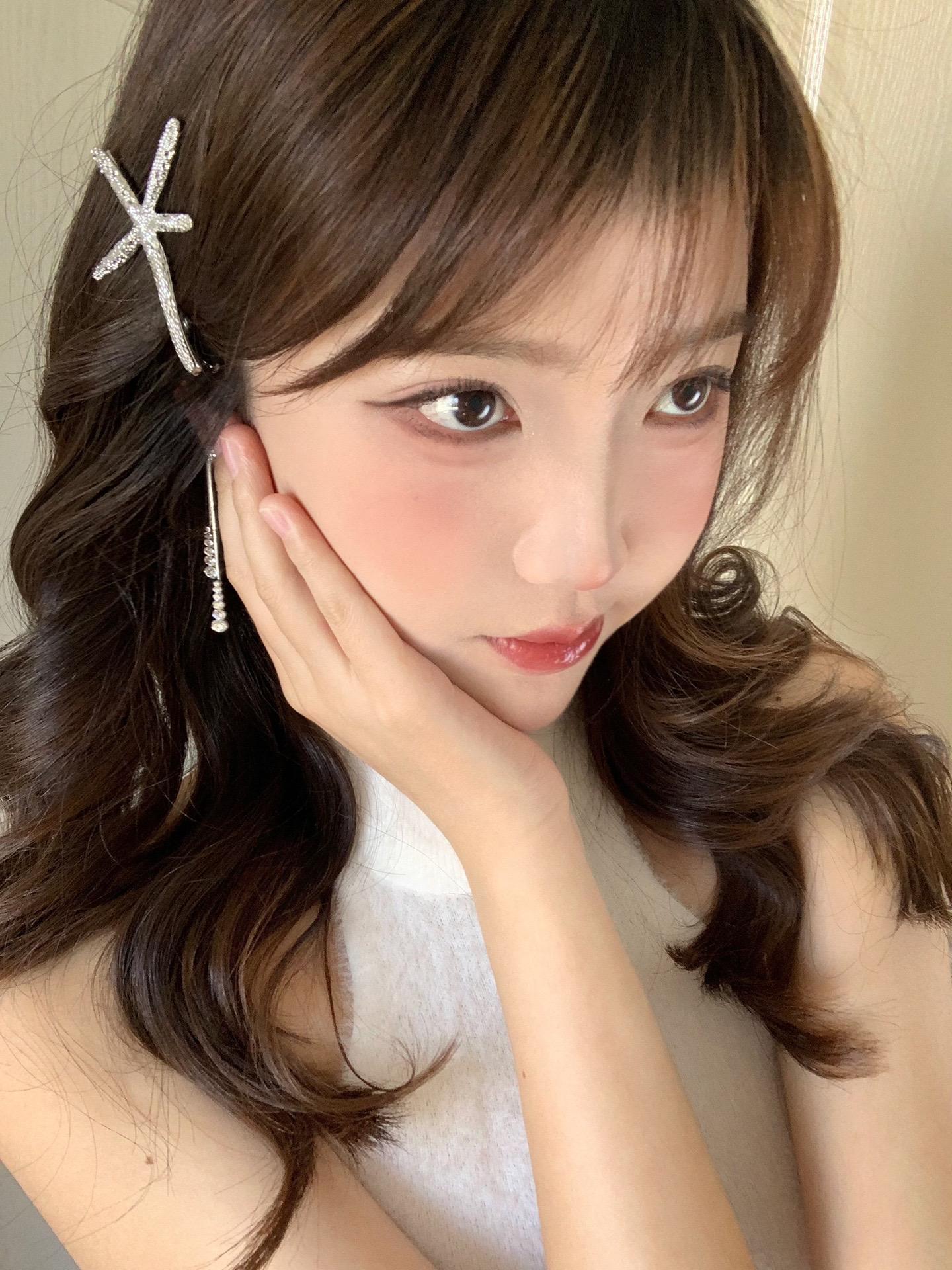 hello 我是萌妹子 听到了吗 我说我是萌妹子