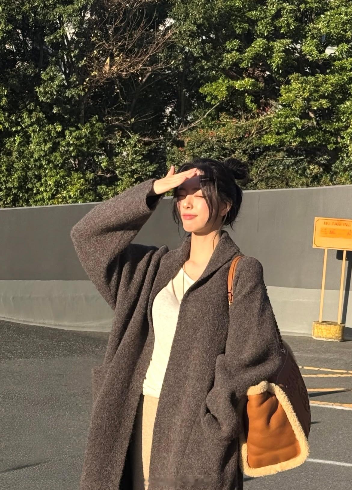 申有娜 申有娜 yuna更新日常穿的好少 