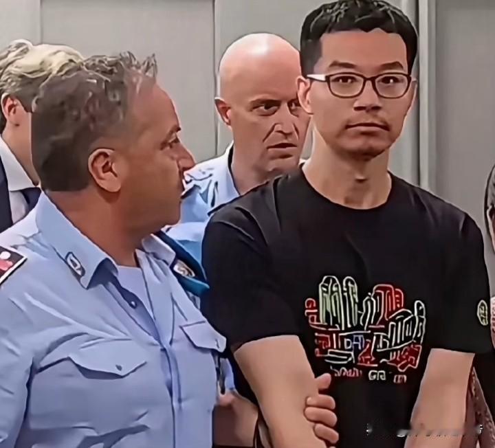 徐泽伟被营救回来的概率有多大？

2025年7月，徐泽伟在意大利度蜜月时遭当地警