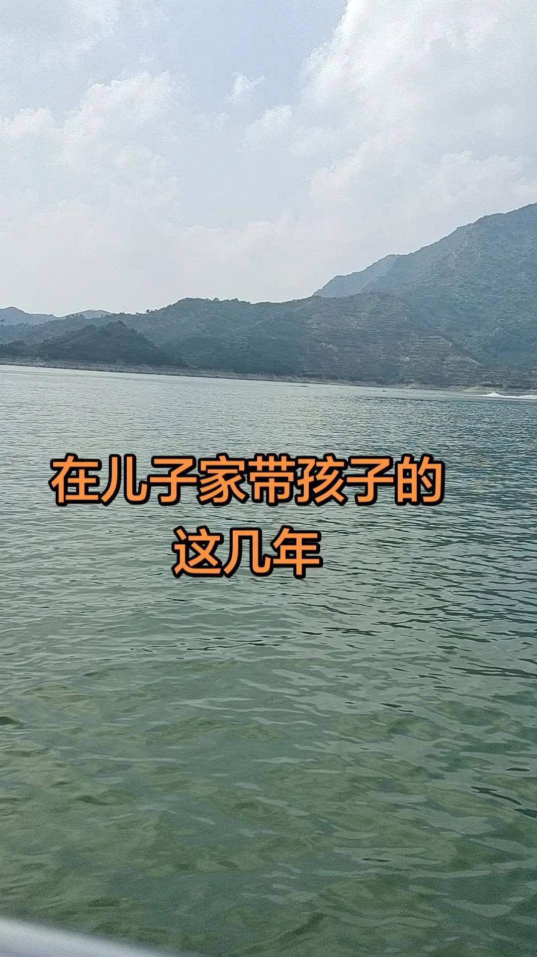 满心期待的绝杀最终落空，马刺没能守住主场，不敌尼克斯系列赛0-2落后年轻总要经历