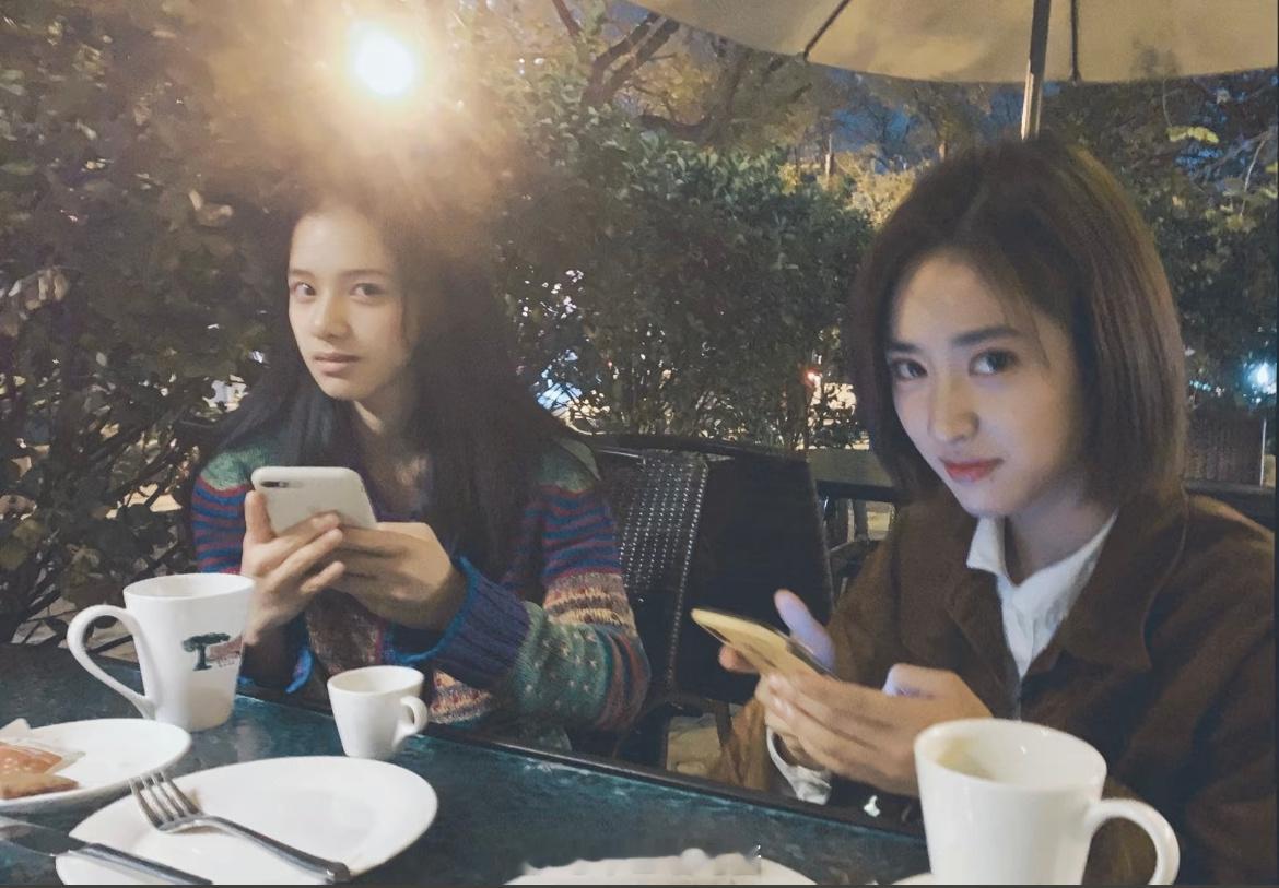 “甜妹和酷girl沈月张婧仪 [哇][哇] ​​​