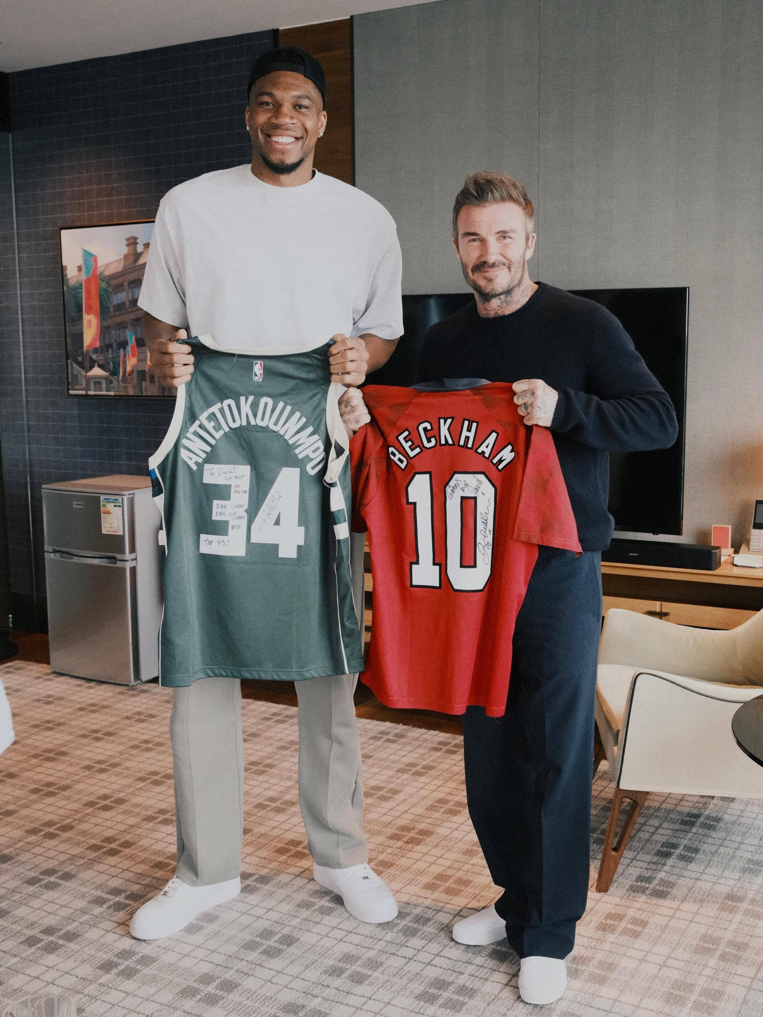 【📸】 NBA 阿德托昆博🇬🇷 & 大卫·贝克汉姆🏴󠁧󠁢󠁥󠁮󠁧