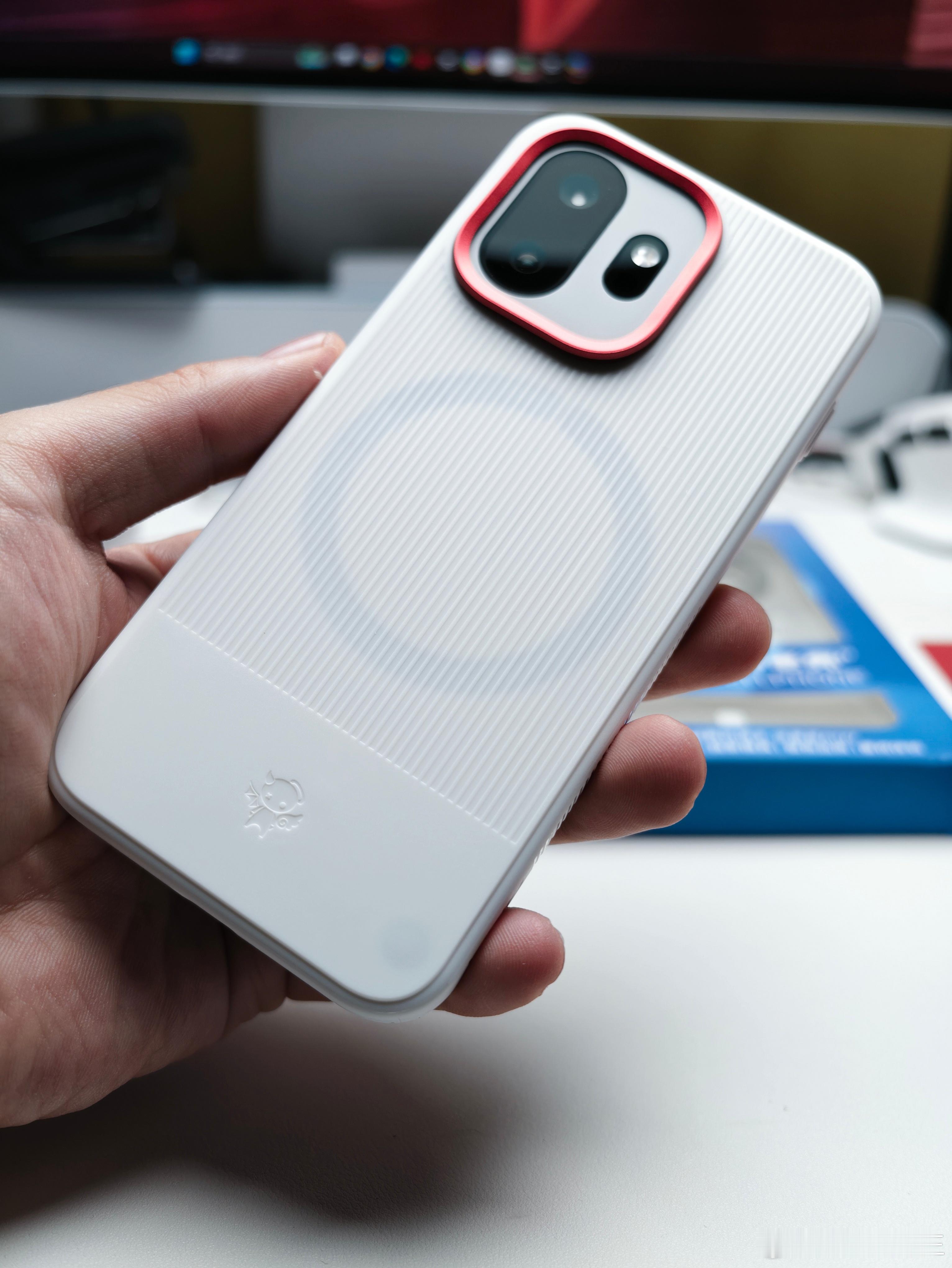 一些趣装备的壳子 Find N6 / 15T 好看 简单 