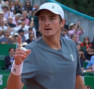 🇧🇷丰塞卡 vs TOP5球员：0-5❌ 兹维列夫 ❌ 阿尔卡拉斯❌ 辛纳 