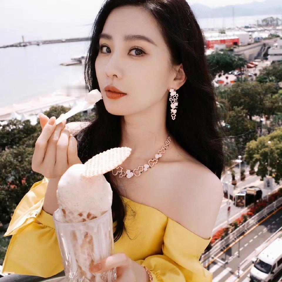刘诗诗  好美好喜欢😻特别明媚的一组戛纳姐姐刘诗诗醉梦