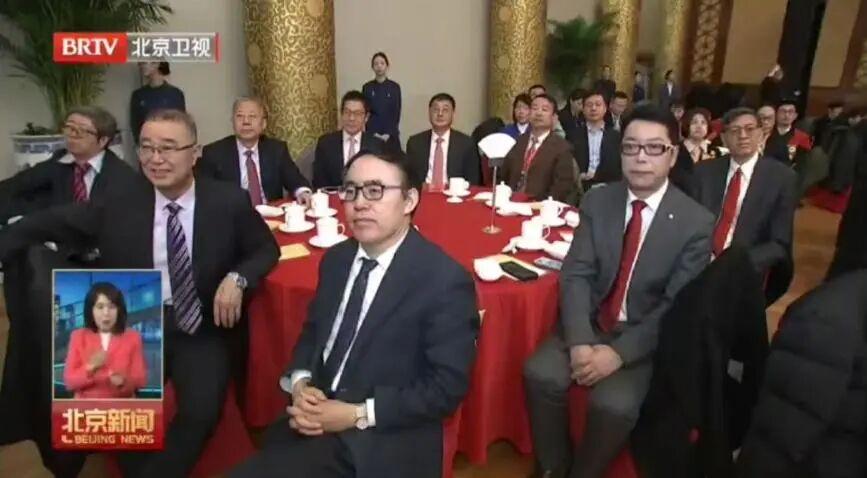 【风向突变！特朗普全力营造访华友好氛围，多项对华强硬政策连夜撤销🔥】

中美外