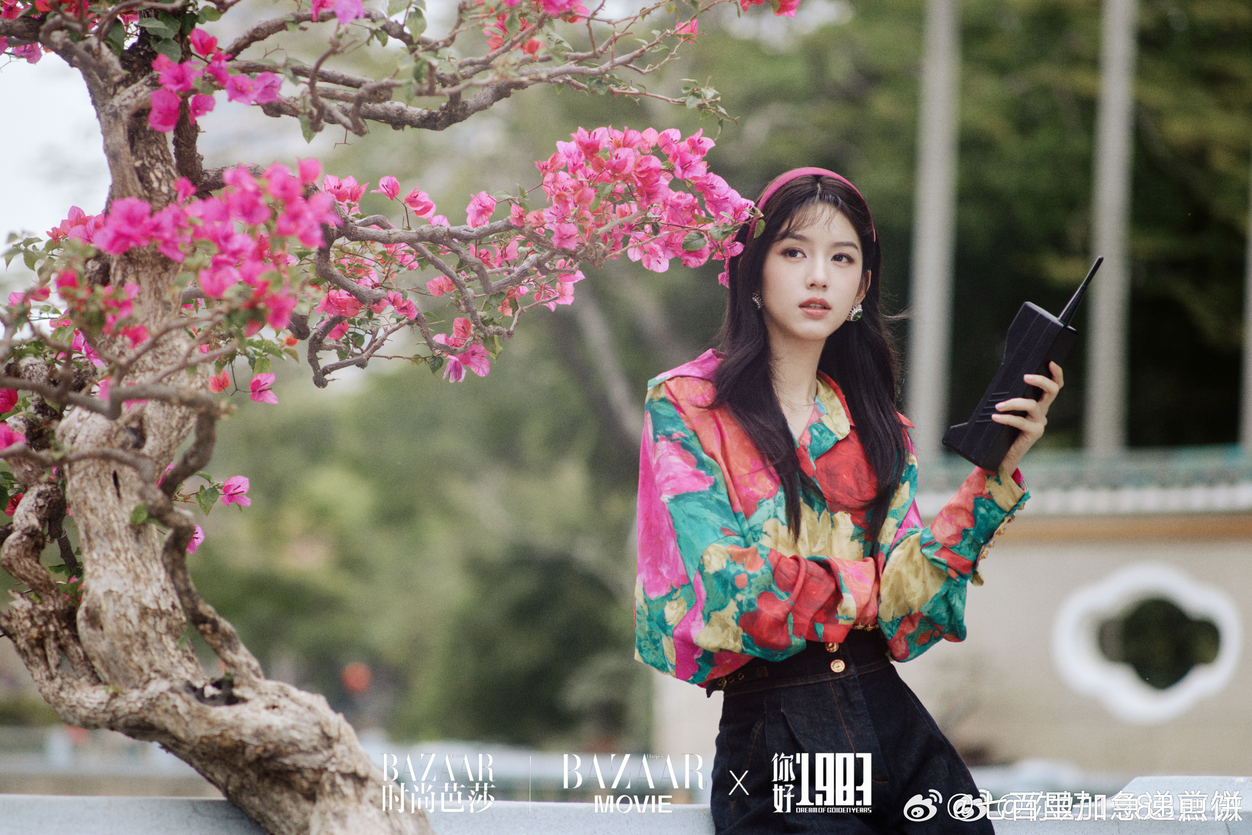 周也翟潇闻《你好1983》时尚芭莎情人节大片 