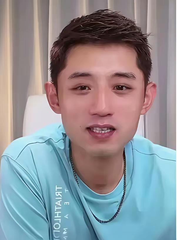 张继科这转变，说快也快，说合理也合理。
 
去年他还怼人，说王楚钦拿什么跟他比。