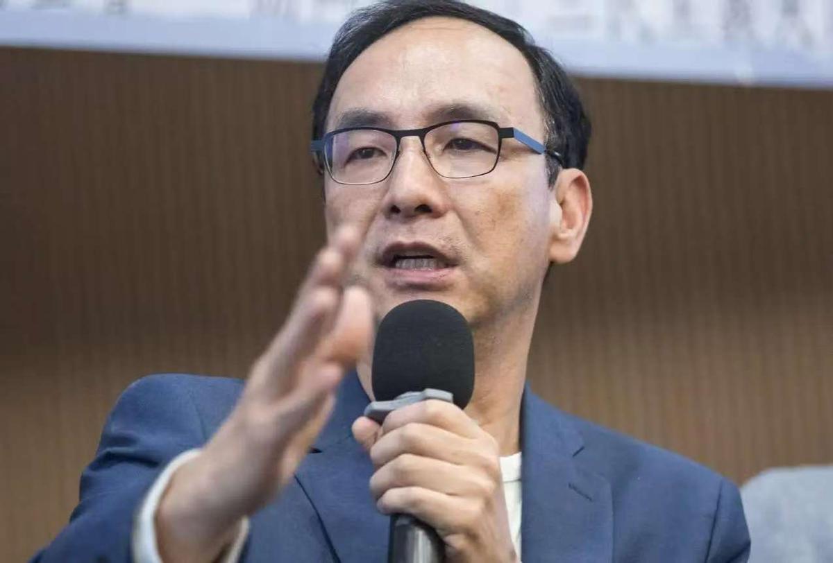 九三大阅兵结束后，赖当局改口了，朱立伦的狐狸尾巴露出来了。九三阅兵仪式结束，赖清