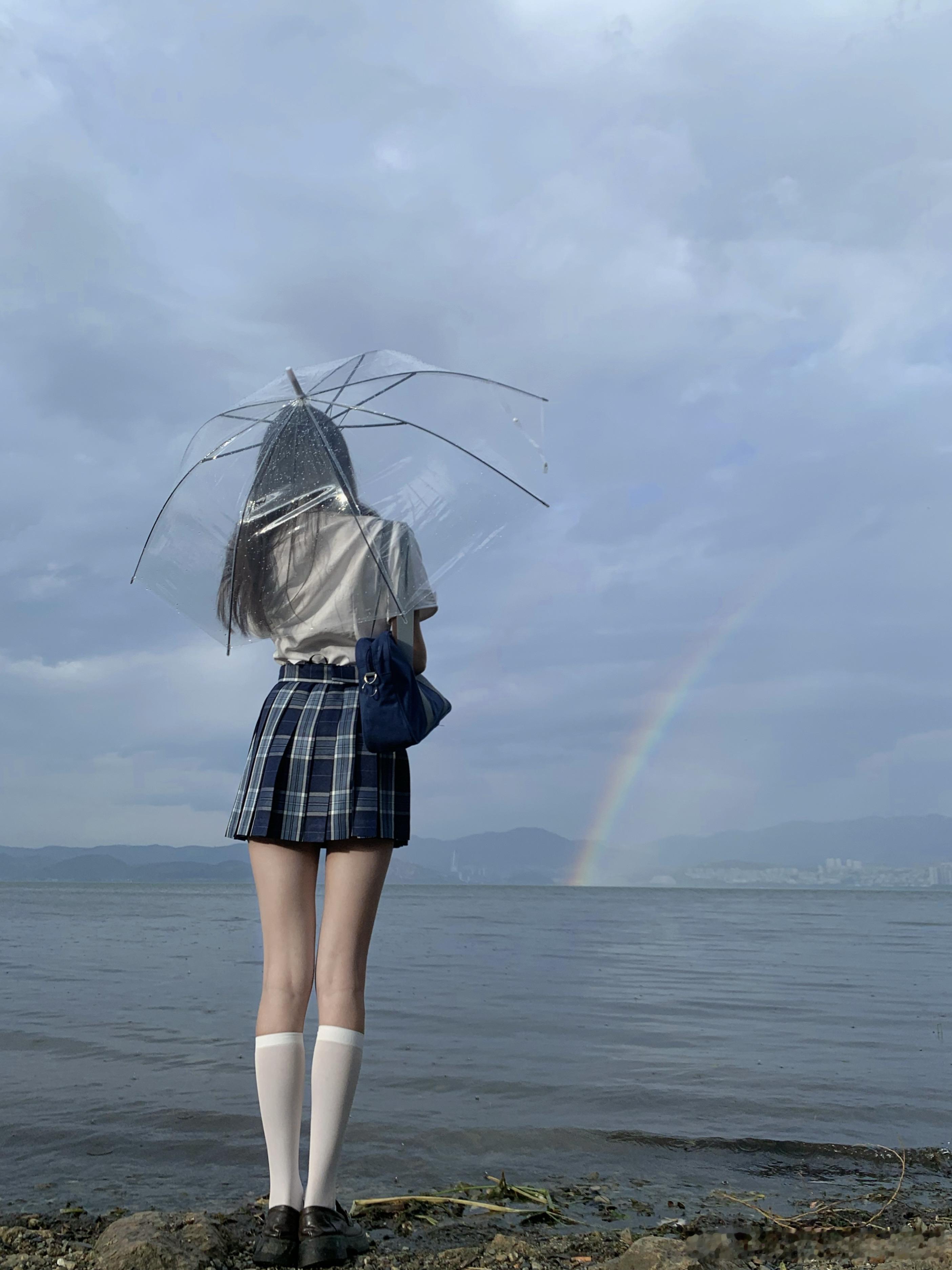 阴雨天的彩虹，为我撑起了一片晴天。🌈 ​​​