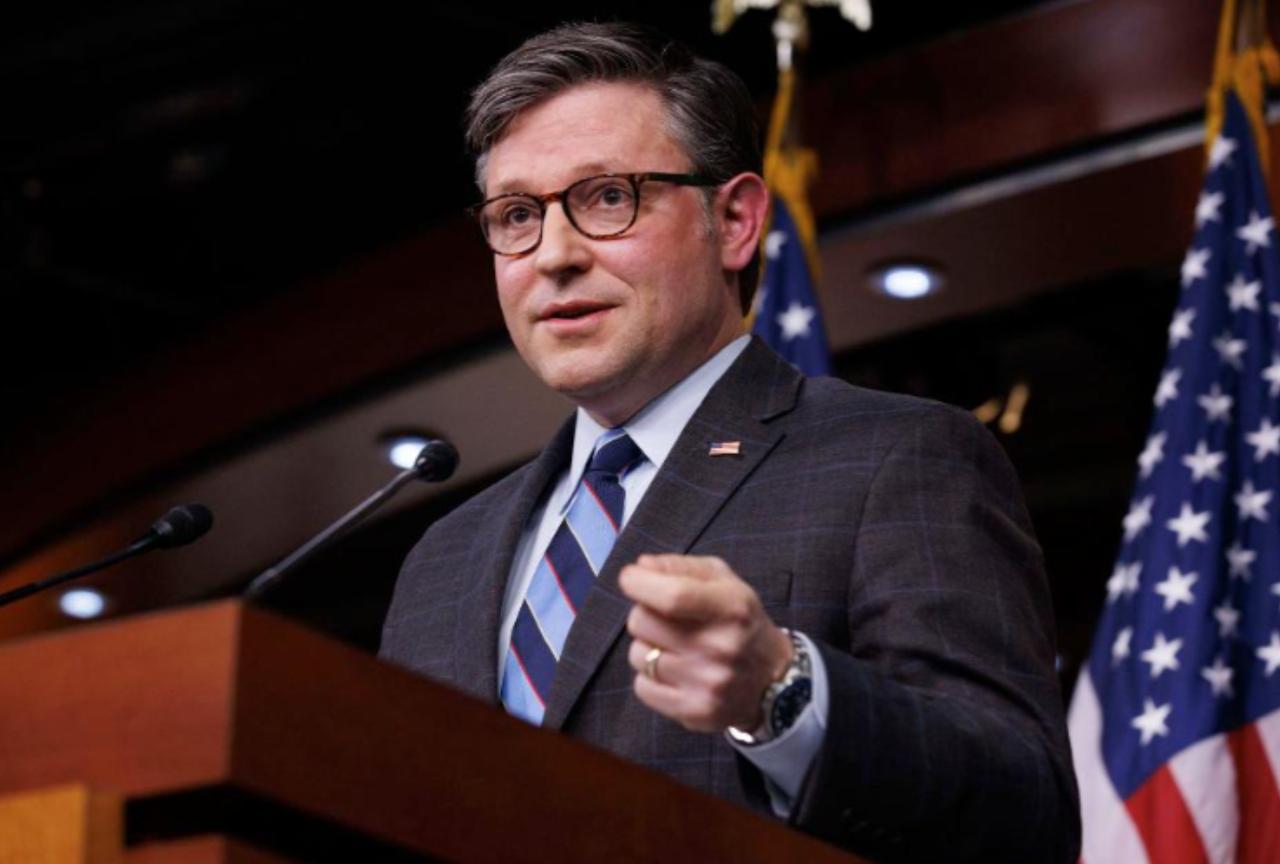 行动而非战争？约翰逊为美以对伊军事打击定调。

麦克风递到嘴边的瞬间，美国众议院