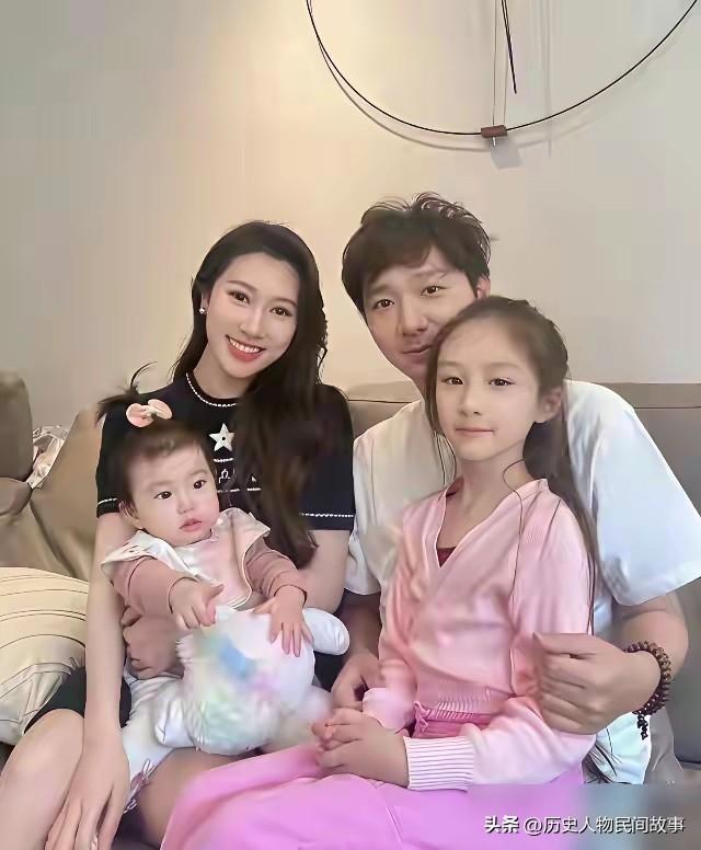 真的太真实了——严父到了爷爷辈，基本全是“投降派”。
 
陈佩斯当年对儿子陈大愚