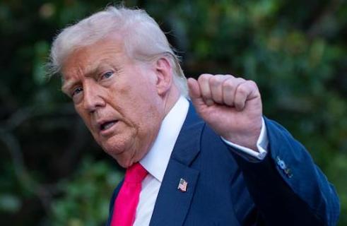 美国对中国出手，打出四记重拳，前所未有挑衅中国。

北京时间2025年12月11