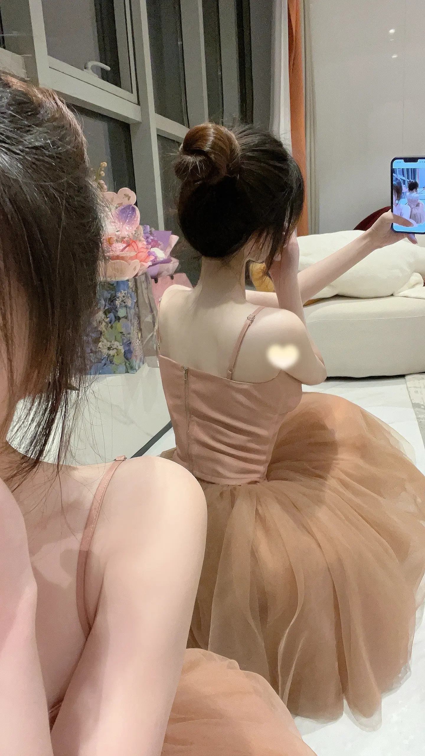 是谁跟圣诞老人许愿要纯情女孩的 我刚刚差点被抓走