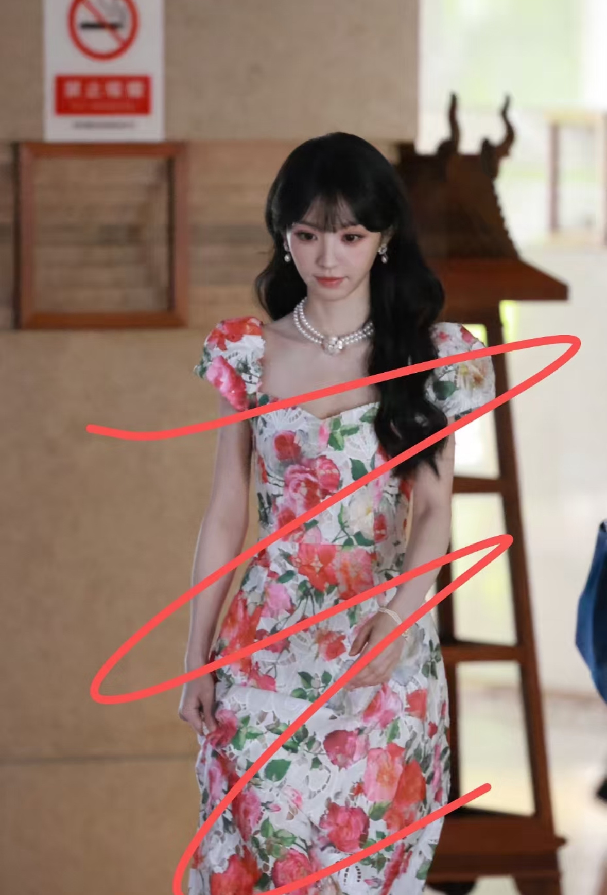 田曦薇今天的活动生图  人间富贵花  这种女生就算在现实中追她的人都会排到法国吧