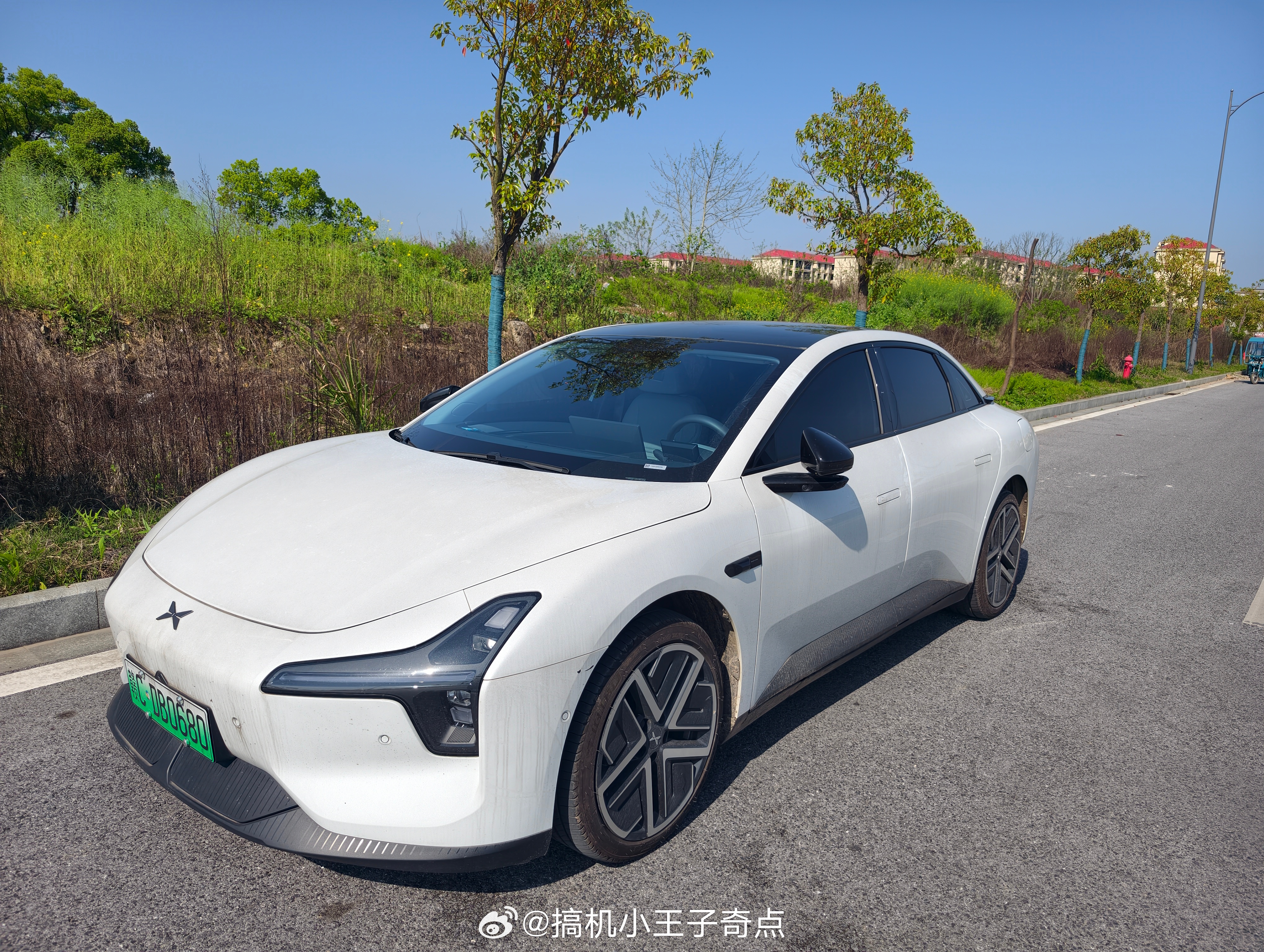 明天去广州看2026款MONA M03明天看完 不会想把我旧款推沟里吧