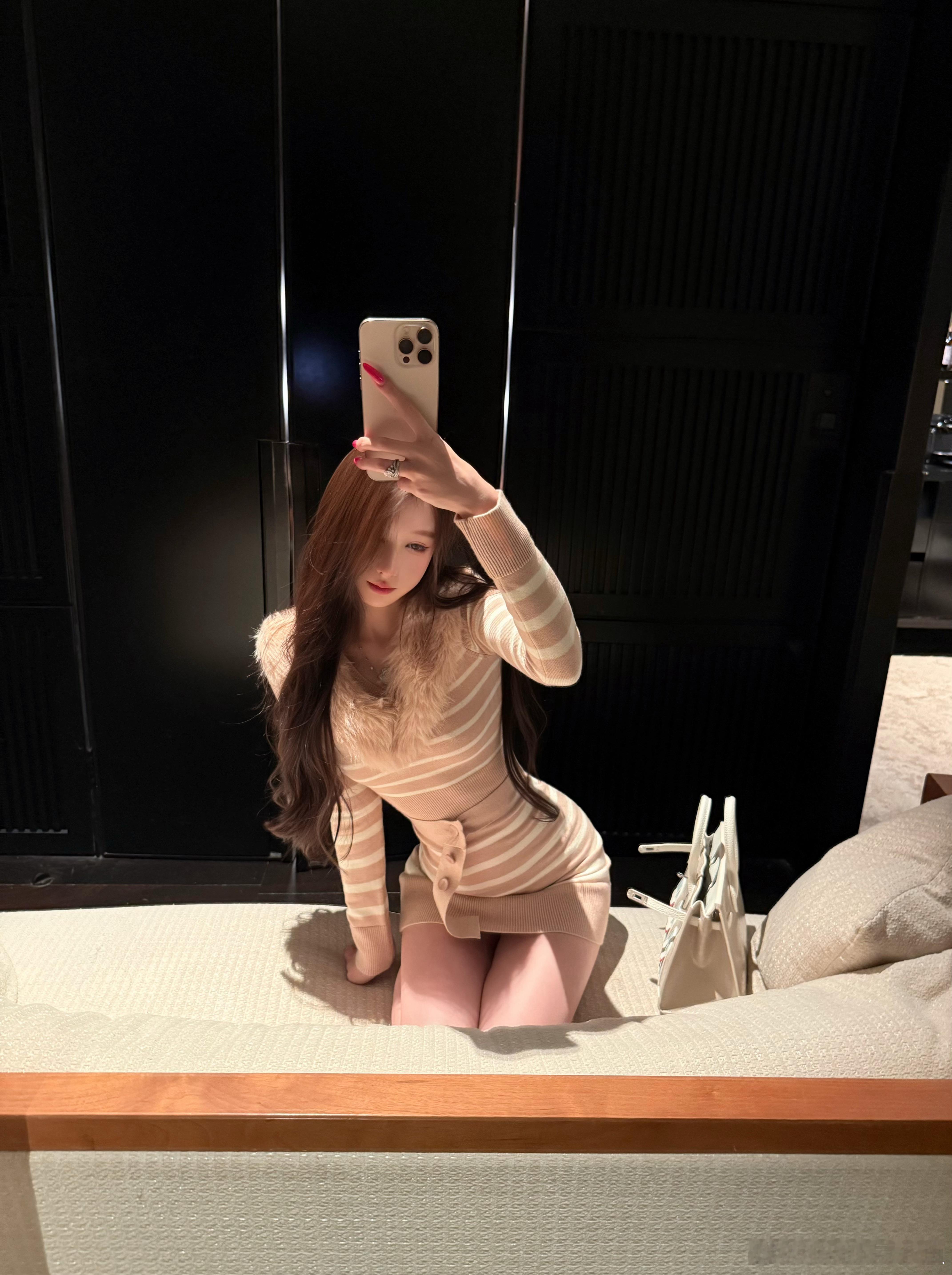 嗷（¯﹃¯  ​​​