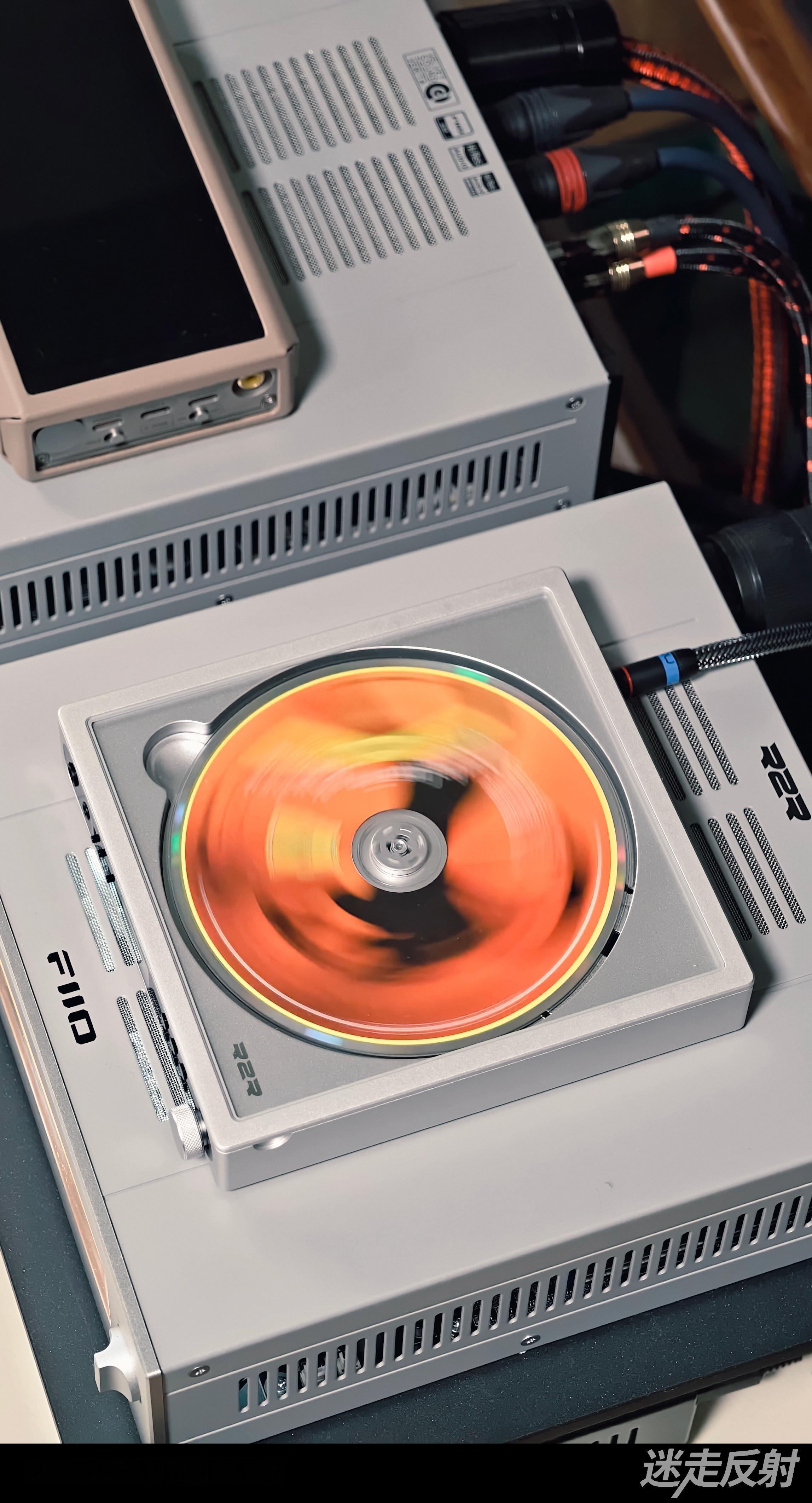 本来听听CD的，结果M27 还是太权威了，标准同轴口的输出就是顶，能吃到线材福利