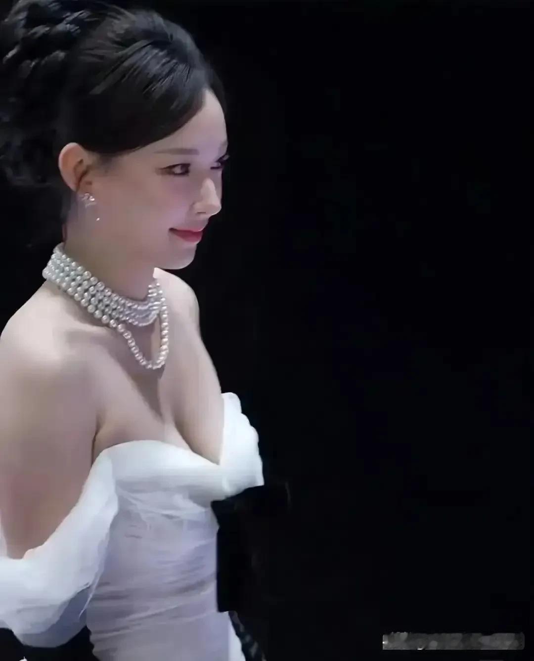 人不吃饭，只喝水是什么感觉