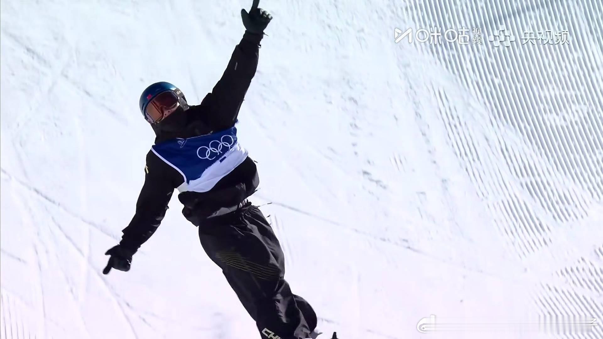 单板滑雪男子坡障技巧预赛苏翊鸣第二滑72.78分2026年米兰冬奥会单板滑雪男子