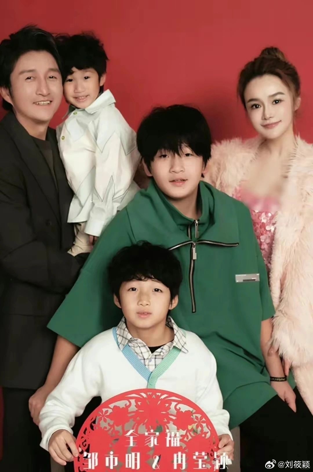 🌊冉莹颖自曝处在丧偶式婚姻🌊冉莹颖自曝处在丧偶式婚姻         他家的