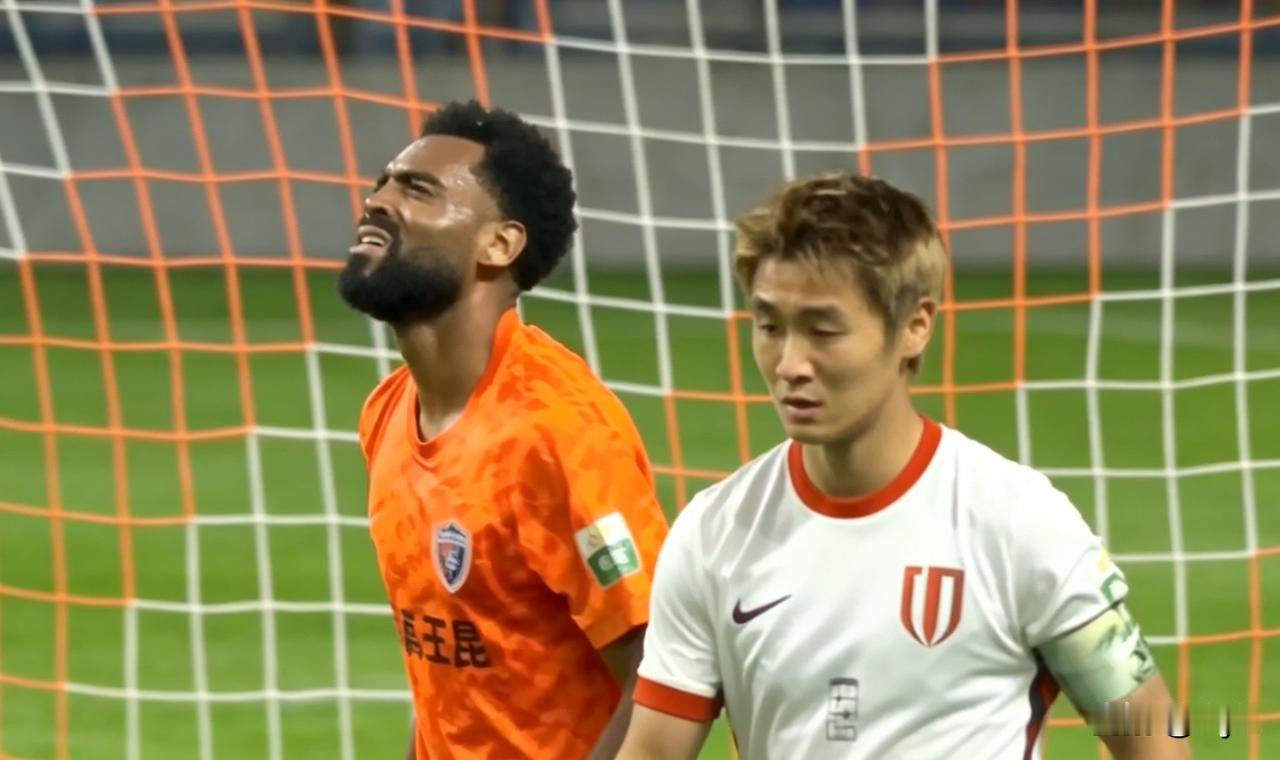 成都蓉城终于输球了，五连平后今晚0-1不敌云南玉昆，近期状态严重下滑！

中超第