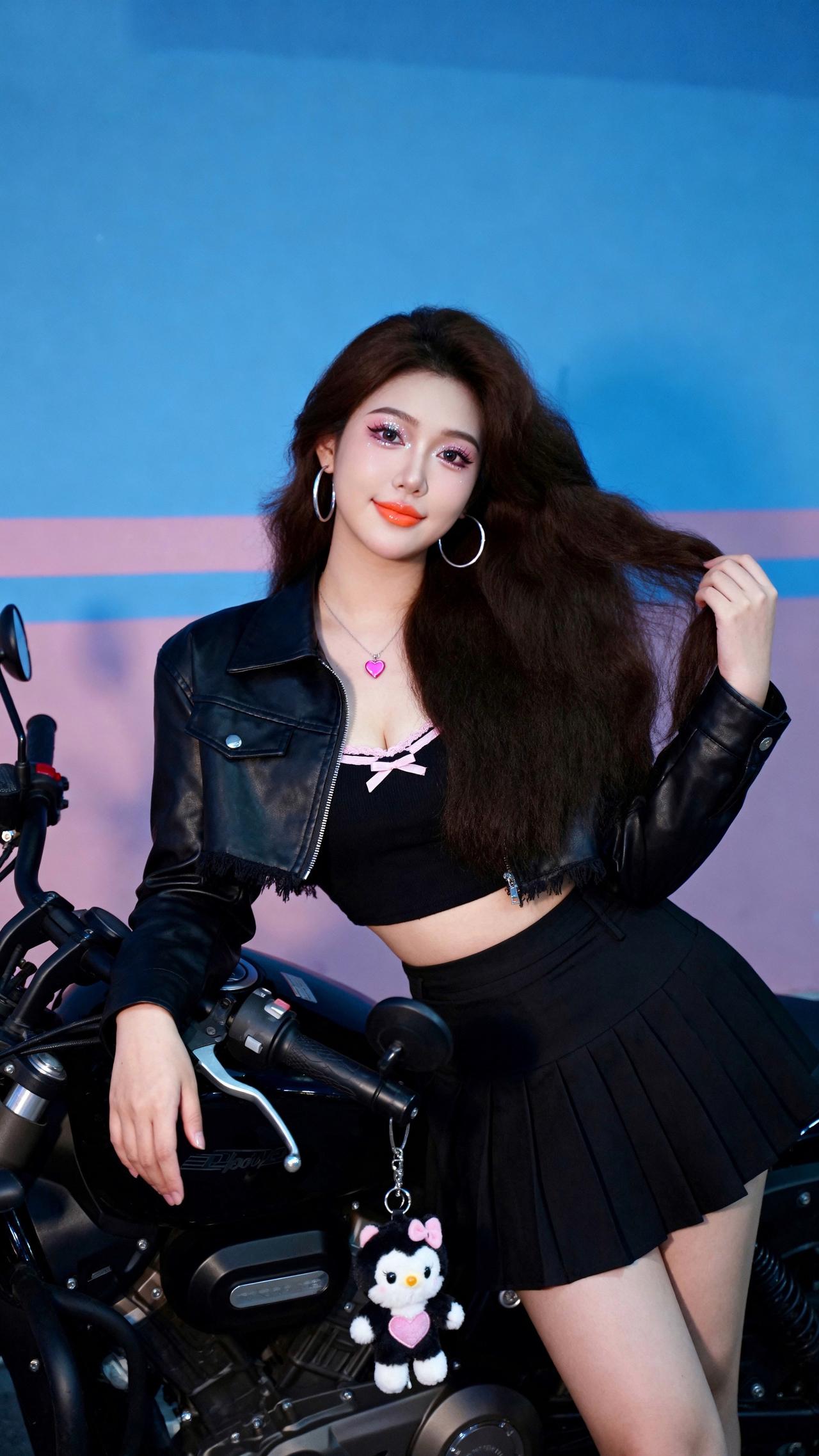 影像｜酷女郎完美身材 趣味拍照姿势 美出高级感