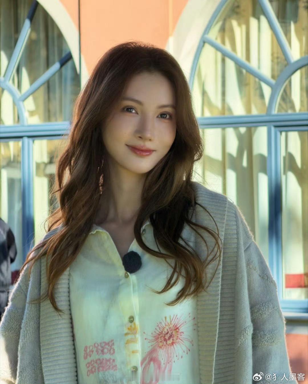 曝金晨交通事故监控截图瓜一个接一个的 