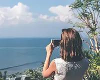 别再刷朋友圈了。
你上一次收到手写信，是在什么时候？
最新数据显示，张晓磊那封信