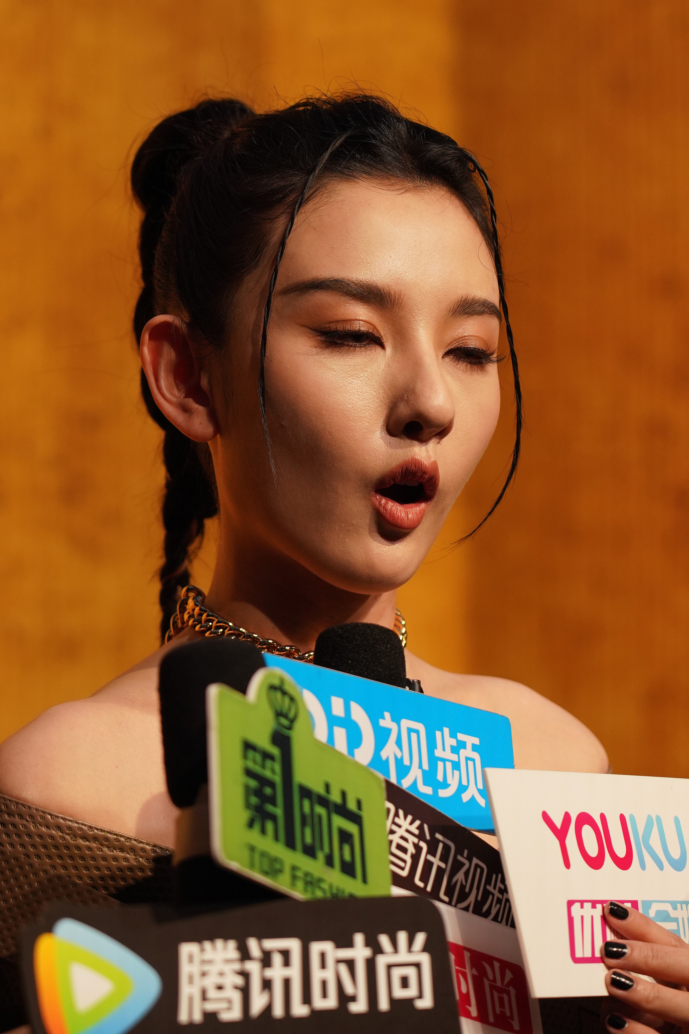 宋祖儿[心][心]这是怎么啦 ​​​