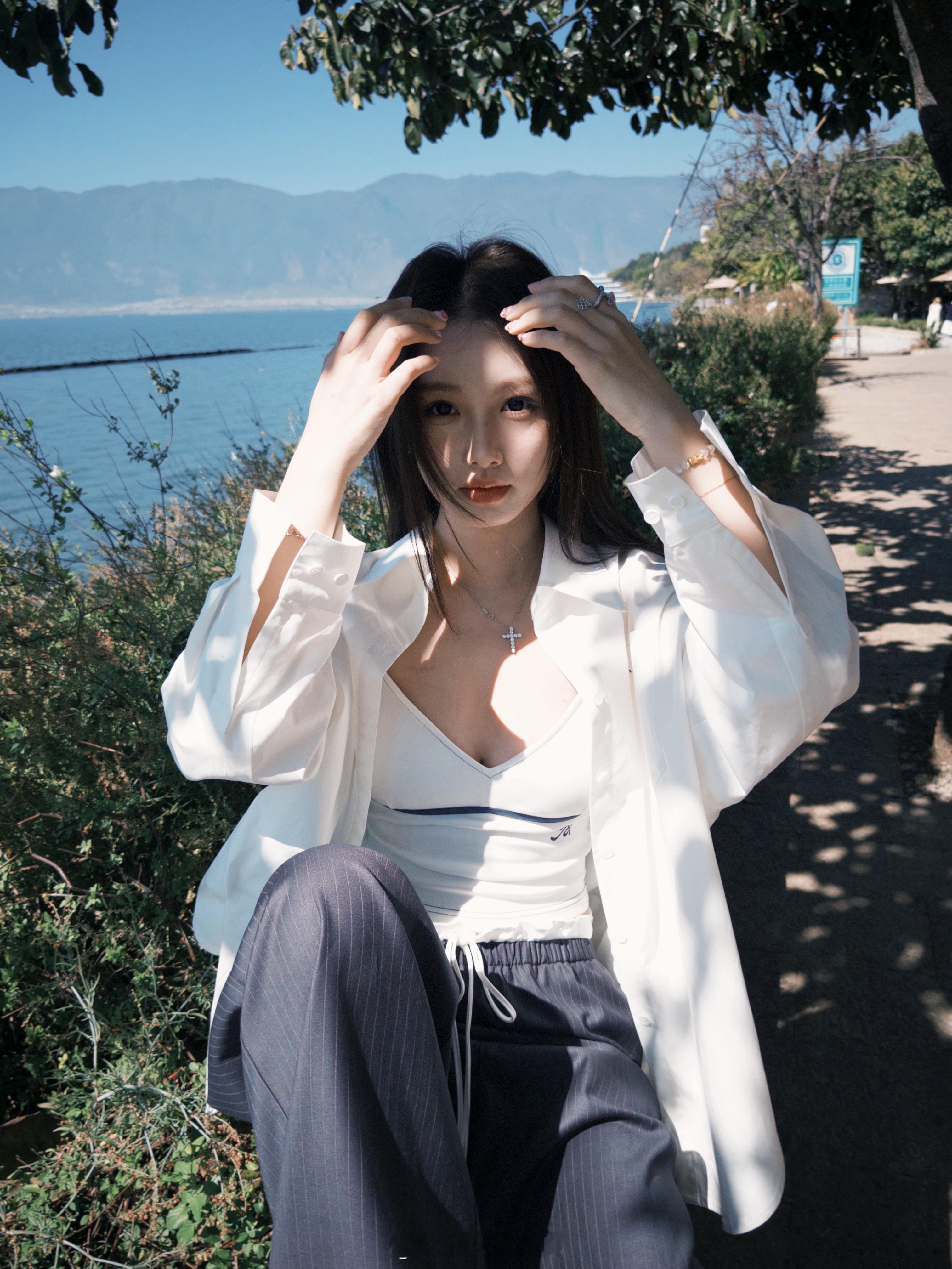 大理📍活的像海自由像风 ​​​