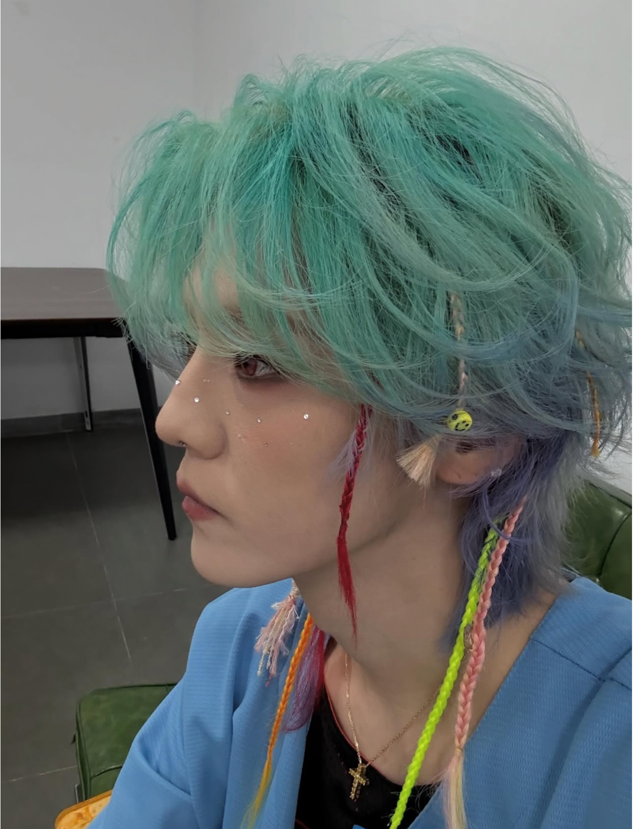 好久没自拍了，出来发几张自拍 ​​​