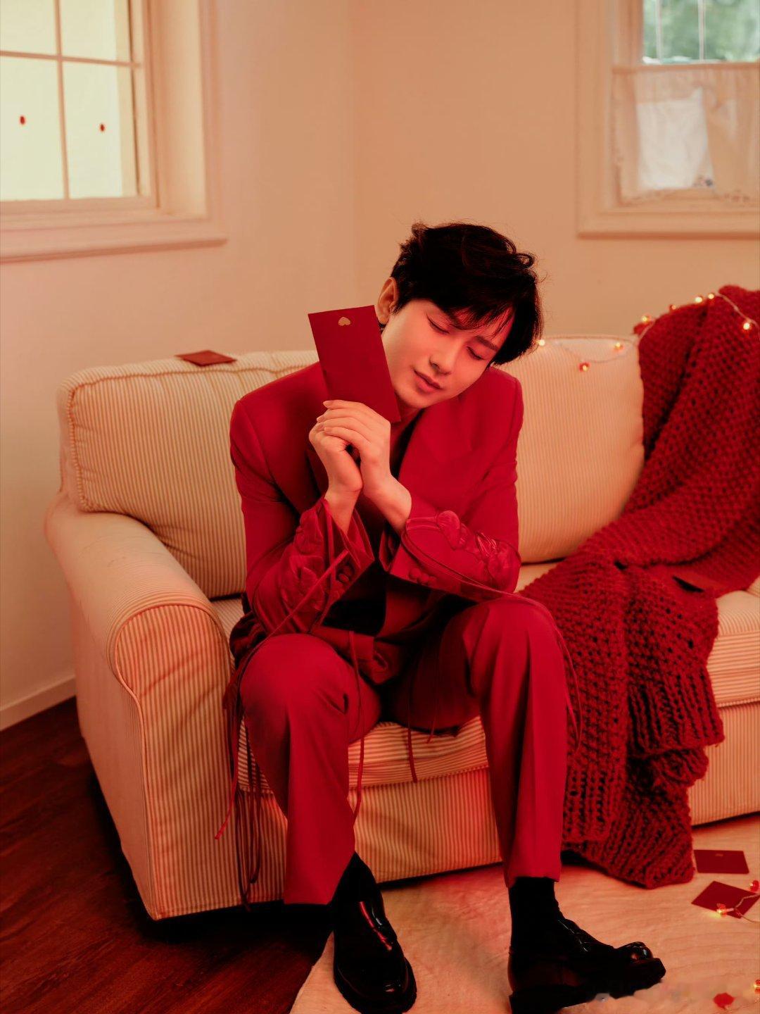 Q成毅天地剑心cy成毅王权富贵成毅，愿所有繁华皆入你眼，所有烦恼自行消散，愿你星