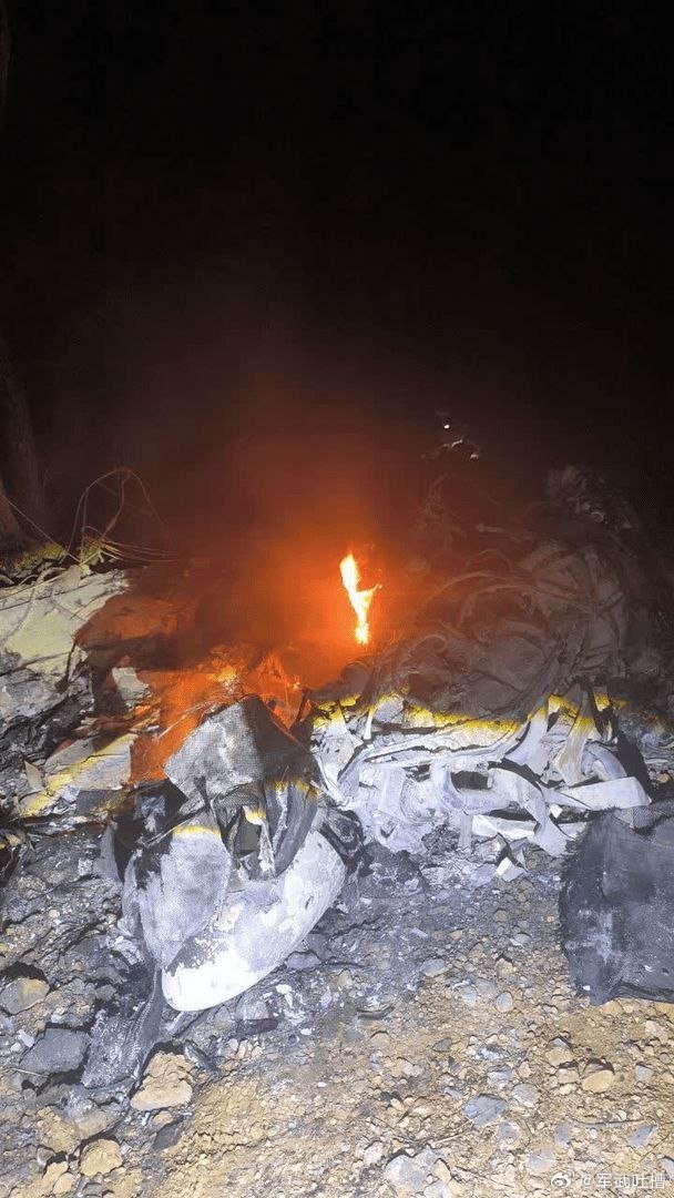 这是被打下的MQ9无人机的残骸伊朗发布击落美无人机画面美伊以冲突