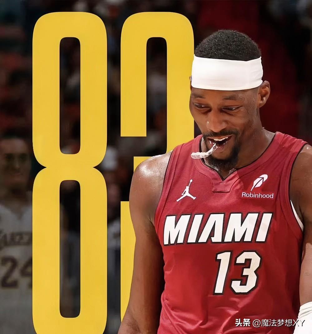 很多人都在说，
阿德巴约的83分是硬刷出来的，
其实大家都弄错了，他破这个
纪录