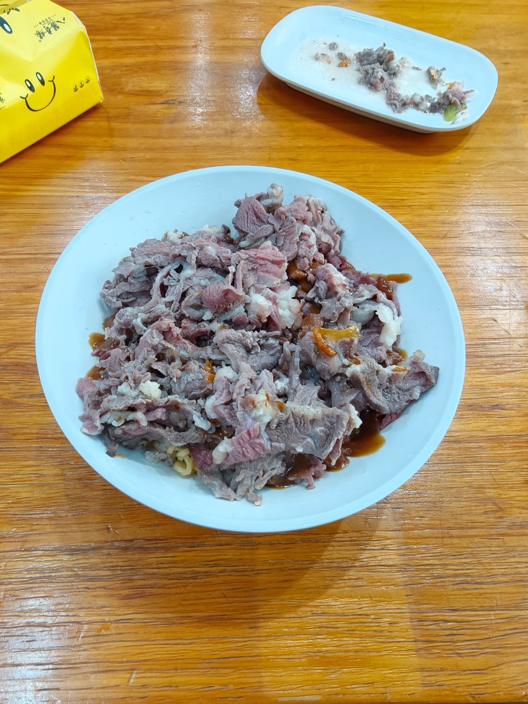 今日下午茶，牛肉面加牛肉