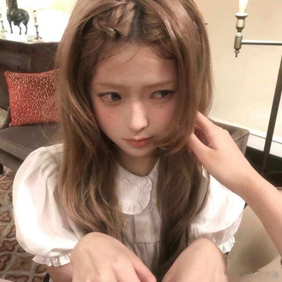 温柔头像女生。