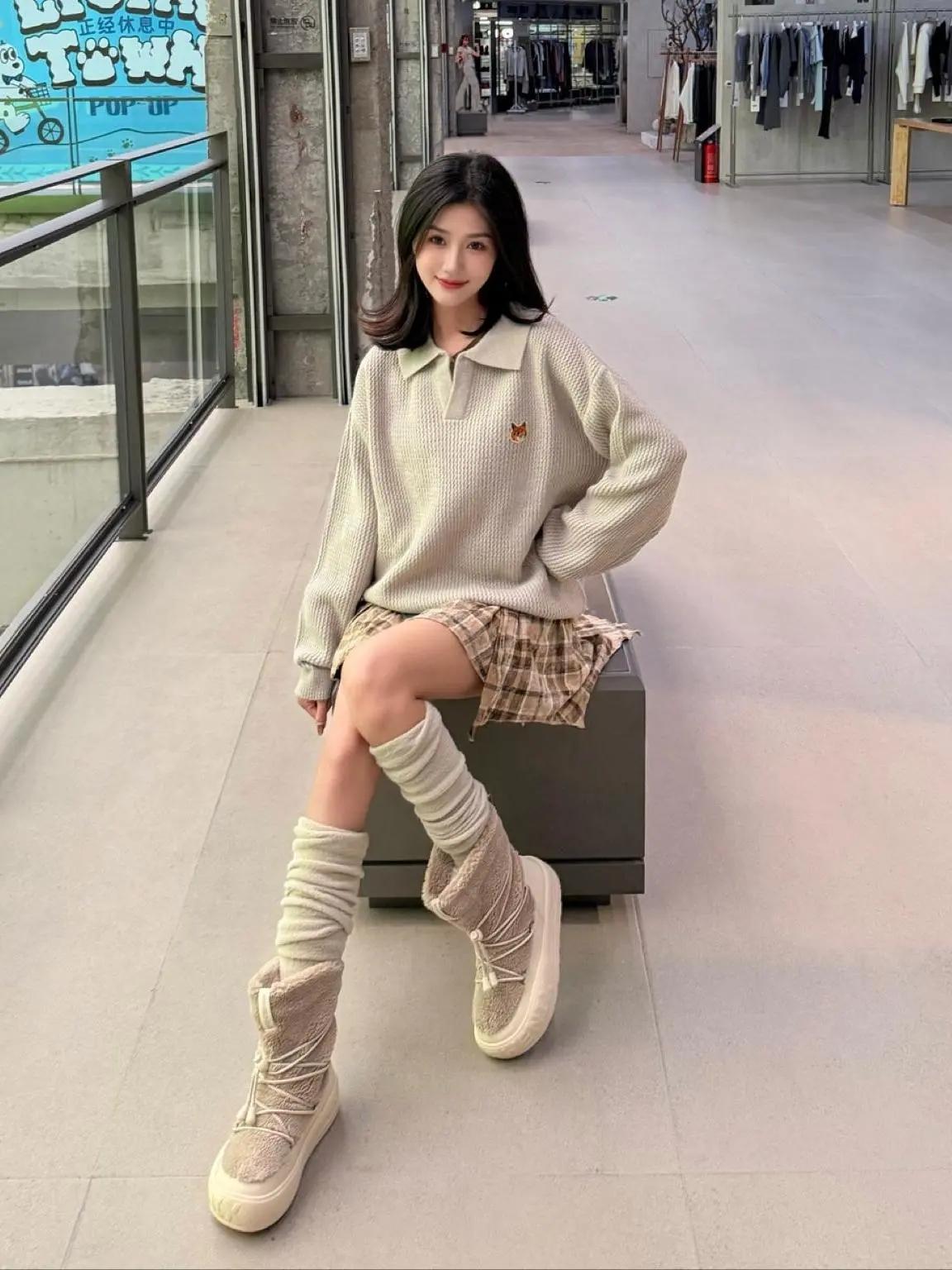 少女摄影|NO.0318期
可爱邻家少女商场随拍