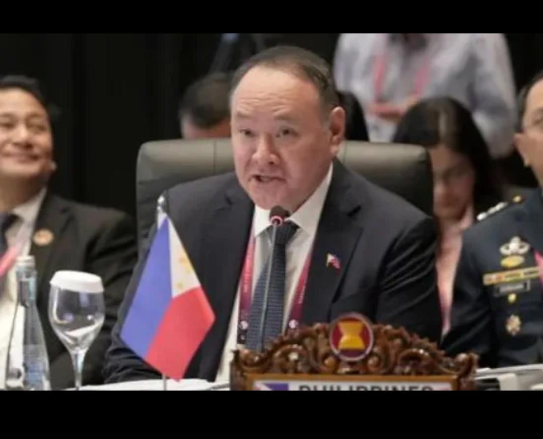 佣国前脚刚刚收下我们提供的（化肥、柴油）援助，后脚就在“臭会”上大放厥词，诬蔑我