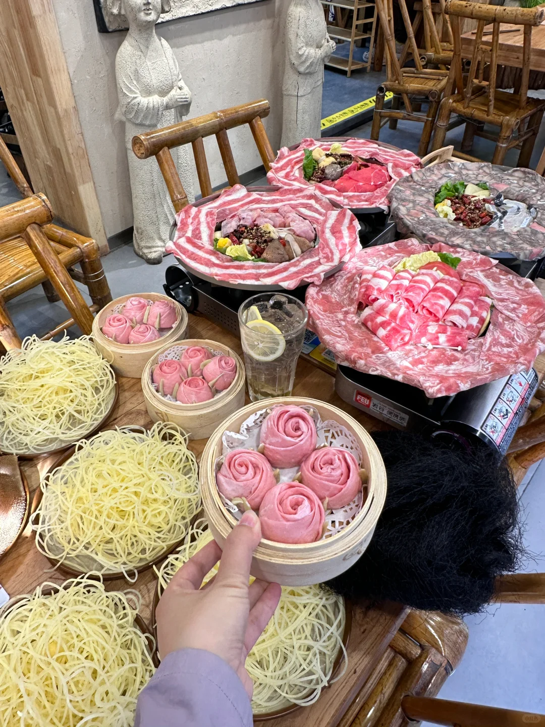 徐州市中心巷子口的新发现的！茶火锅！
